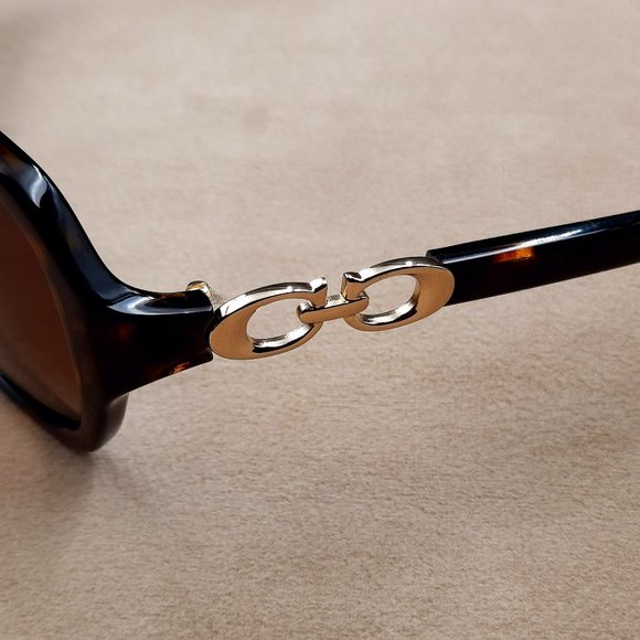 Coach Kissing C Sunglasses HC8146 Dark Tortoise - Picture 6 of 8